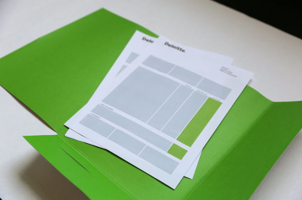 Wij maken de diverse huisstijlitems zoals enveloppen, rapportomslagen, briefpapier, factuur- en offertemappen en adresstickers. Daarnaast verzorgen we de logistieke dienstverlening.