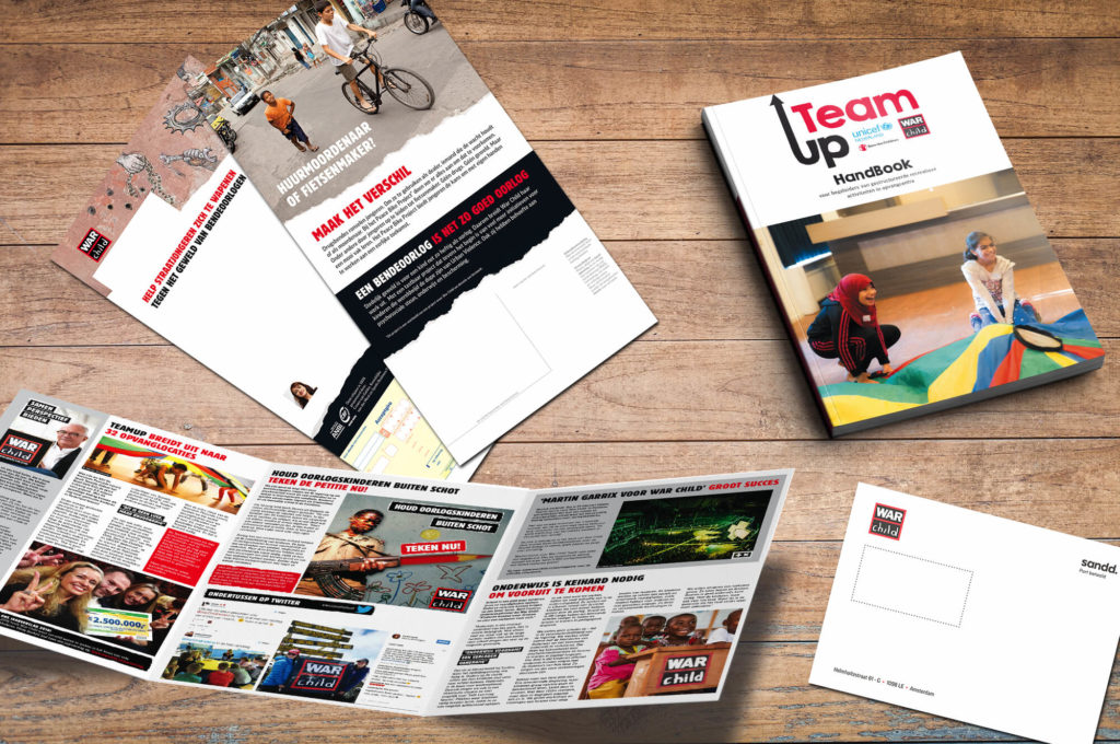 Wij zijn business partner van War Child omdat wij 100% achter de visie van War Child staan. Onze bijdrage bestaat uit het aanbieden van de enveloppen en het briefpapier voor de Direct Mail acties en het meedenken over de gehanteerde communicatiestrategie.